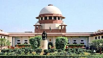 Bhojshala Case: नमाज के लिए जगह 2 किमी दूर क्यों? Supreme Court ने SG Tushar Mehta से मांगा जवाब
