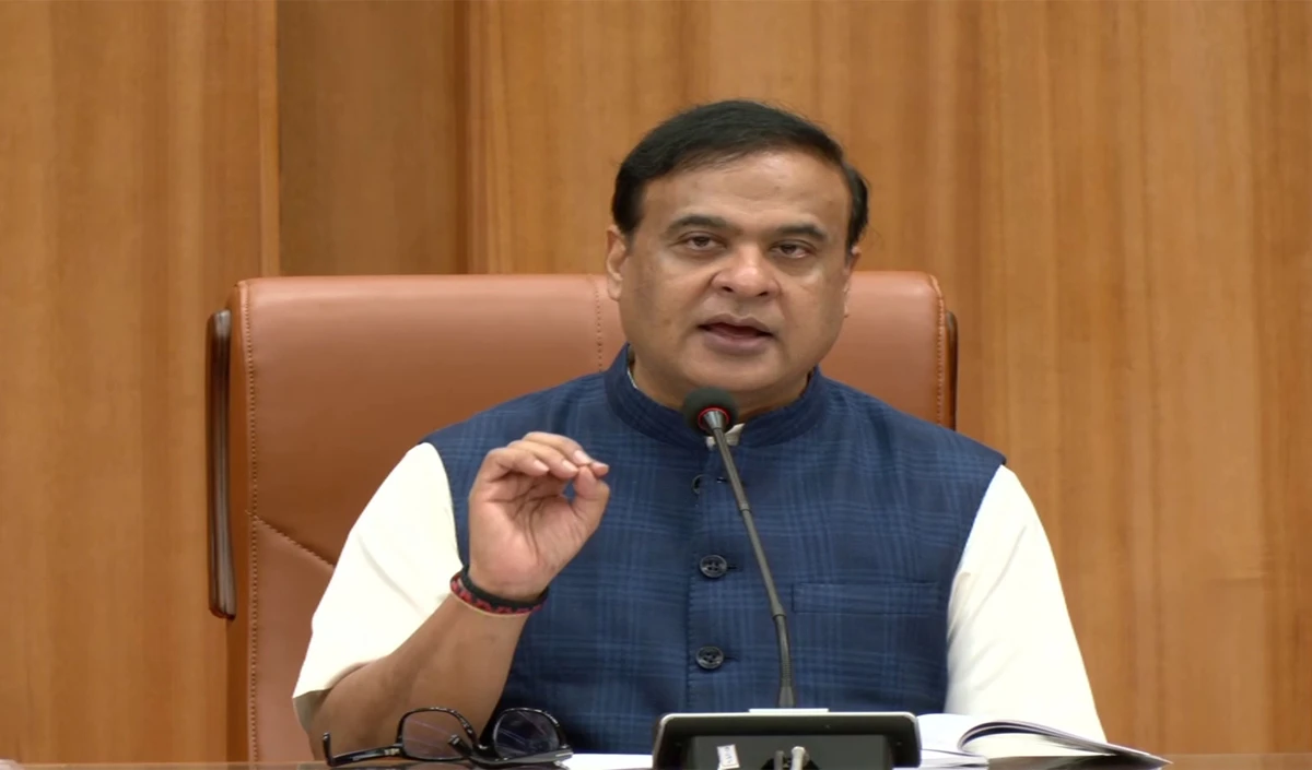 असम में Flood का कहर: CM Himanta Biswa Sarma ने किया प्रभावित इलाकों का दौरा, ₹4 लाख के मुआवजे का ऐलान
