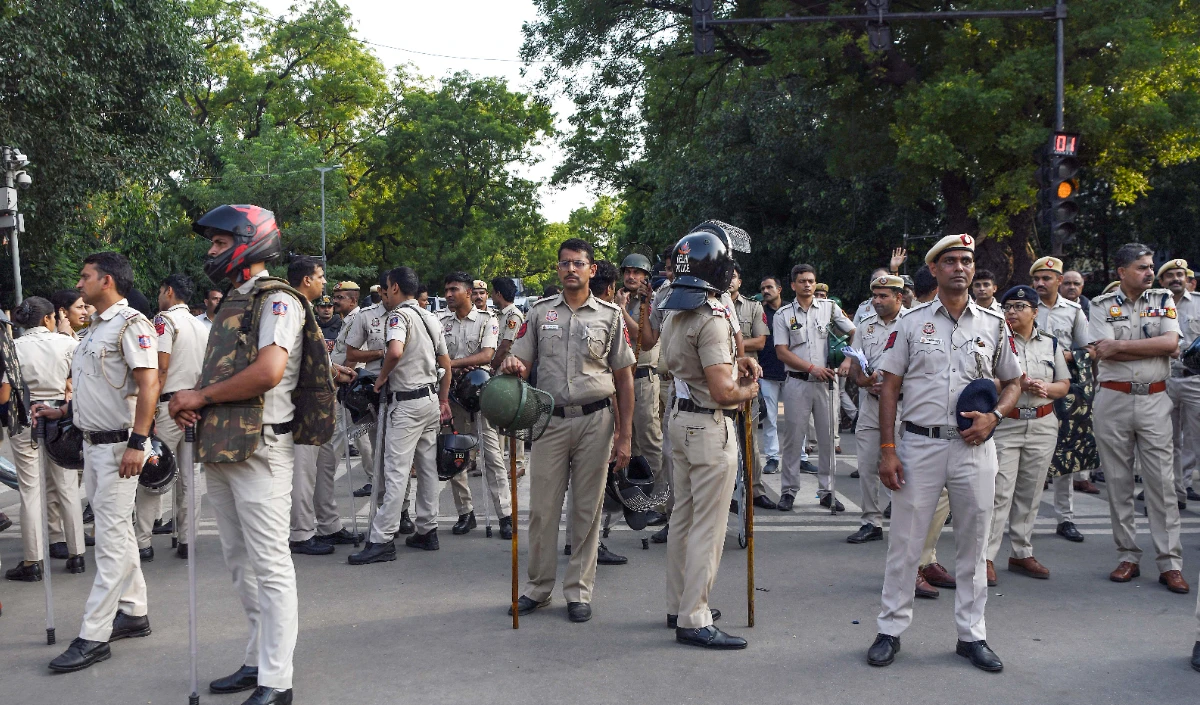 NEET protests में Pakistan-backed डीपफेक का जाल! Delhi Police ने ब्लॉक किए 400+ हैंडल