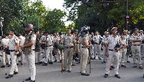NEET protests में Pakistan-backed डीपफेक का जाल! Delhi Police ने ब्लॉक किए 400+ हैंडल NEET protests में Pakistan-backed डीपफेक का जाल! Delhi Police ने ब्लॉक किए 400+ हैंडल
