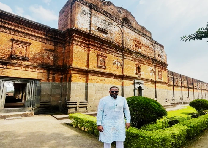 West Bengal: जिस Adina Mosque में Yusuf Pathan ने की थी सफाई, अब वहां शिवलिंग स्थापना का ऐलान
