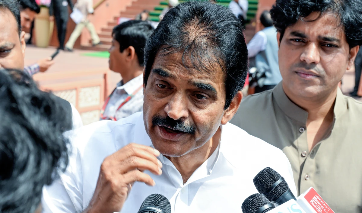 Amit Shah कहाँ छिपे हैं? KC Venugopal का सवाल, दिल्ली-बिहार हिंसा पर संसद में हंगामा