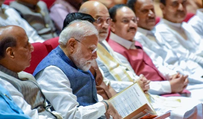 सियासी घमासान के बीच NDA का 