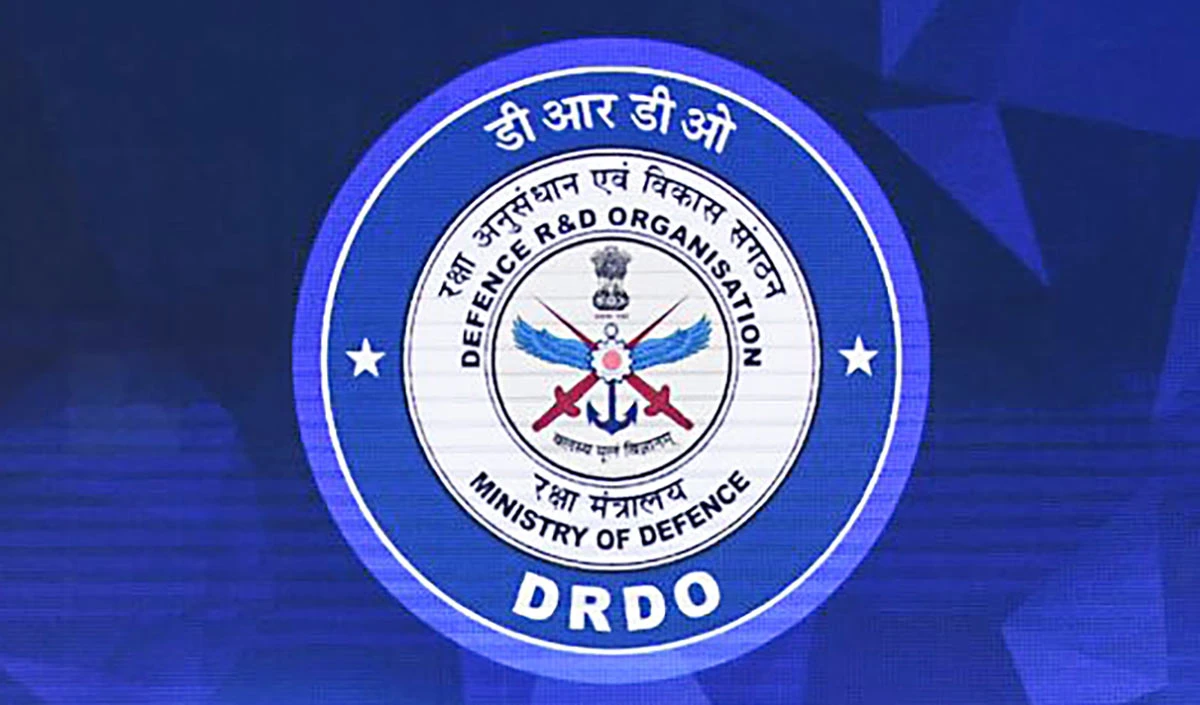 Prabhasakshi NewsRoom: Paper Leak जैसी बड़ी समस्या बन चुका है Data Leak, अब DRDO का संवेदनशील डाटा Dark Web पर आया!