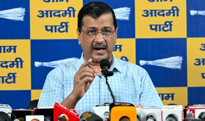 E-20 से 30 करोड़ गाड़ियां होंगी कबाड़! Kejriwal ने Modi सरकार पर साधा निशाना