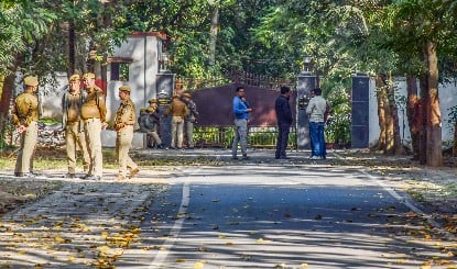 हैदराबाद में ACB का बड़ा एक्शन: DSP के ₹200 करोड़ के कथित 