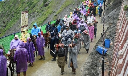 Amarnath Yatra बम बम भोले के जयकारों के साथ शुरू, PM Modi ने भक्तों को लिखा पत्र, झूमते हुए आगे बढ़ रहे श्रद्धालु