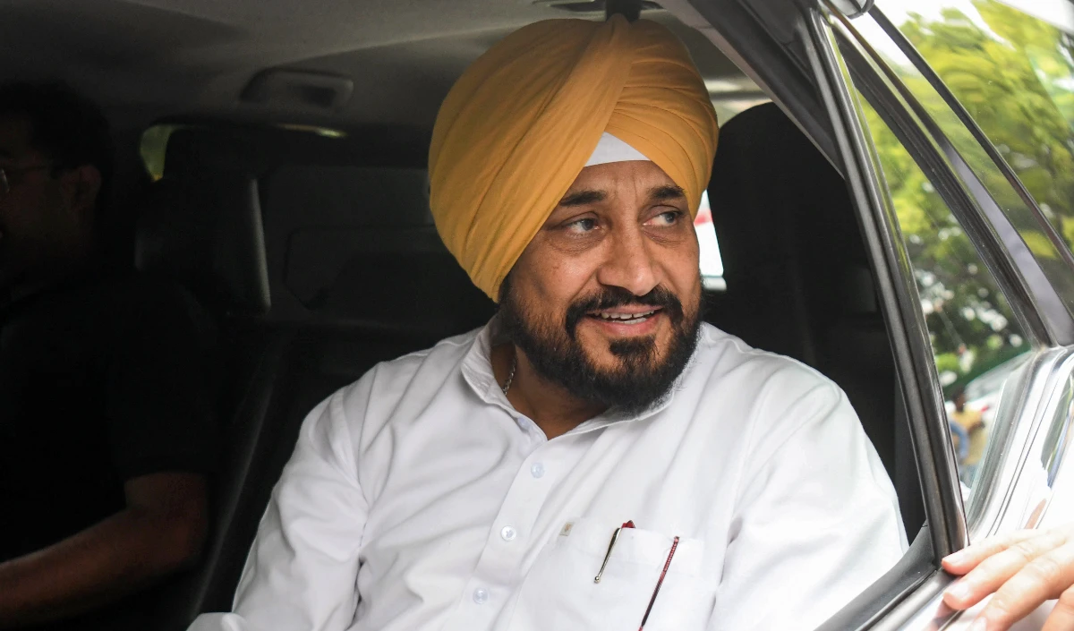 पंजाब कांग्रेस में गहराया नेतृत्व संकट, Channi vs Warring की लड़ाई से 2027 चुनाव पर खतरा?