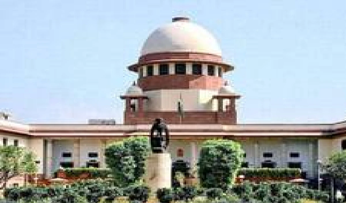 Russia-Ukraine War में फंसे भारतीयों पर Supreme Court सख्त, MEA को नोडल अफसर नियुक्त करने का आदेश