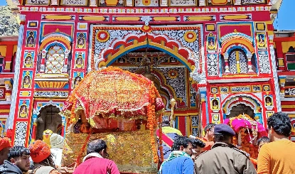 अयोध्या के बाद अब बद्रीनाथ-केदारनाथ मंदिर में दान की चोरी के आरोपों से हड़कंप, ट्रस्ट ने दिए उच्च स्तरीय जांच के आदेश