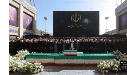 पिता Khamenei को तीन बेटों ने दी विदाई, पर Supreme Leader बनने वाले Mojtaba रहे गायब, ईरान में चर्चा तेज