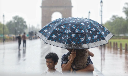 IMD Yellow Alert: Delhi-NCR में बदला मौसम, गर्मी से राहत, बारिश के बाद Cool-Cool हुआ माहौल