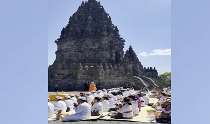 शिव, विष्णु, ब्रह्मा...इंडोनेशिया के सबसे बड़े हिंदू मंदिर प्रम्बानन पहुंचे PM मोदी, बोले- हमेशा शिव से जुड़ने का सौभाग्य मिला