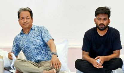 Jantar Mantar पर Sonam Wangchuk की भूख हड़ताल, बगल में CJP नेता खा रहे पकौड़े, Video वायरल होने पर दी सफाई