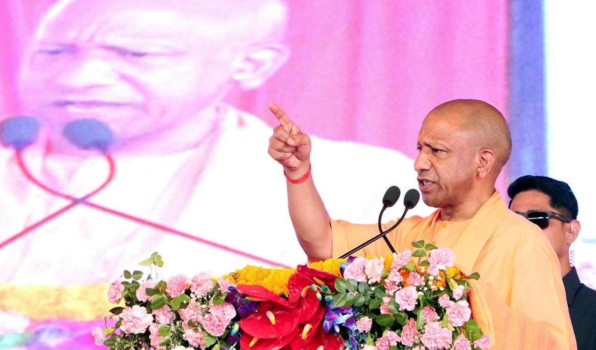 cm yogi adityanath cm yogi adityanath