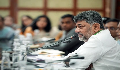 Karnataka Cabinet का विस्तार: Siddaramaiah-Shivakumar में खींचतान, Delhi में High Command साधेगा संतुलन
