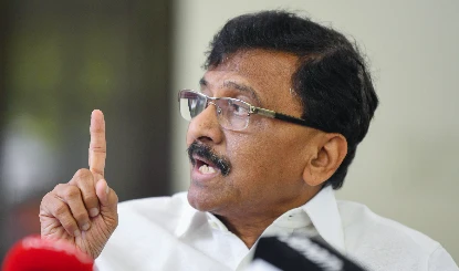 Sharad Pawar-Shinde मुलाकात पर MVA में घमासान, Sanjay Raut बोले - गद्दारों को सम्मान