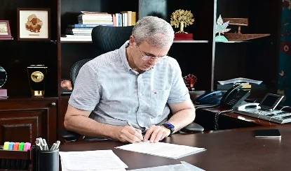 Kulgam Terror Attack: CM Omar Abdullah ने पीड़ित परिवारों के लिए ₹10 Lakh के Compensation का किया ऐलान