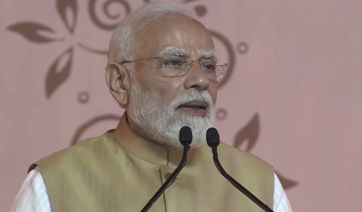 Viveka Smaraka उद्घाटन पर बोले PM Modi: विवेकानंद के आदर्शों पर चलकर युवा बढ़ा रहे राष्ट्र का गौरव