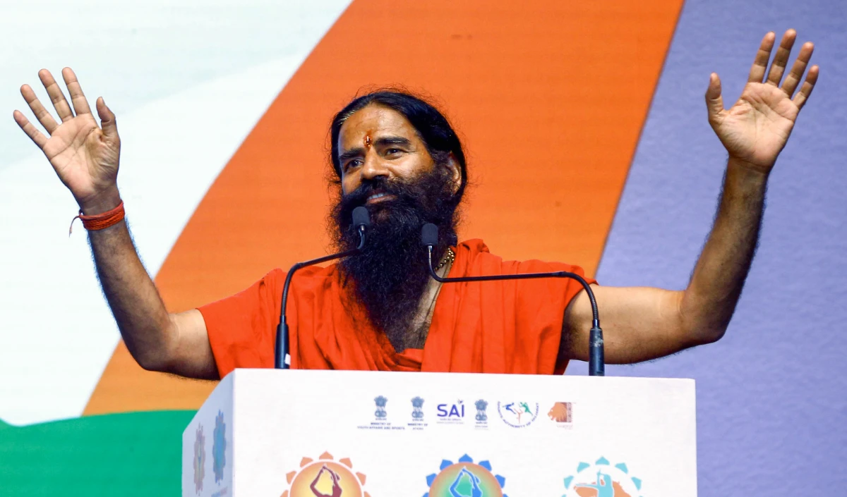Swami Ramdev का Youth को संदेश: हुनरबाज़ बनो, गालीबाज़ नहीं, ये हमारी संस्कृति नहीं