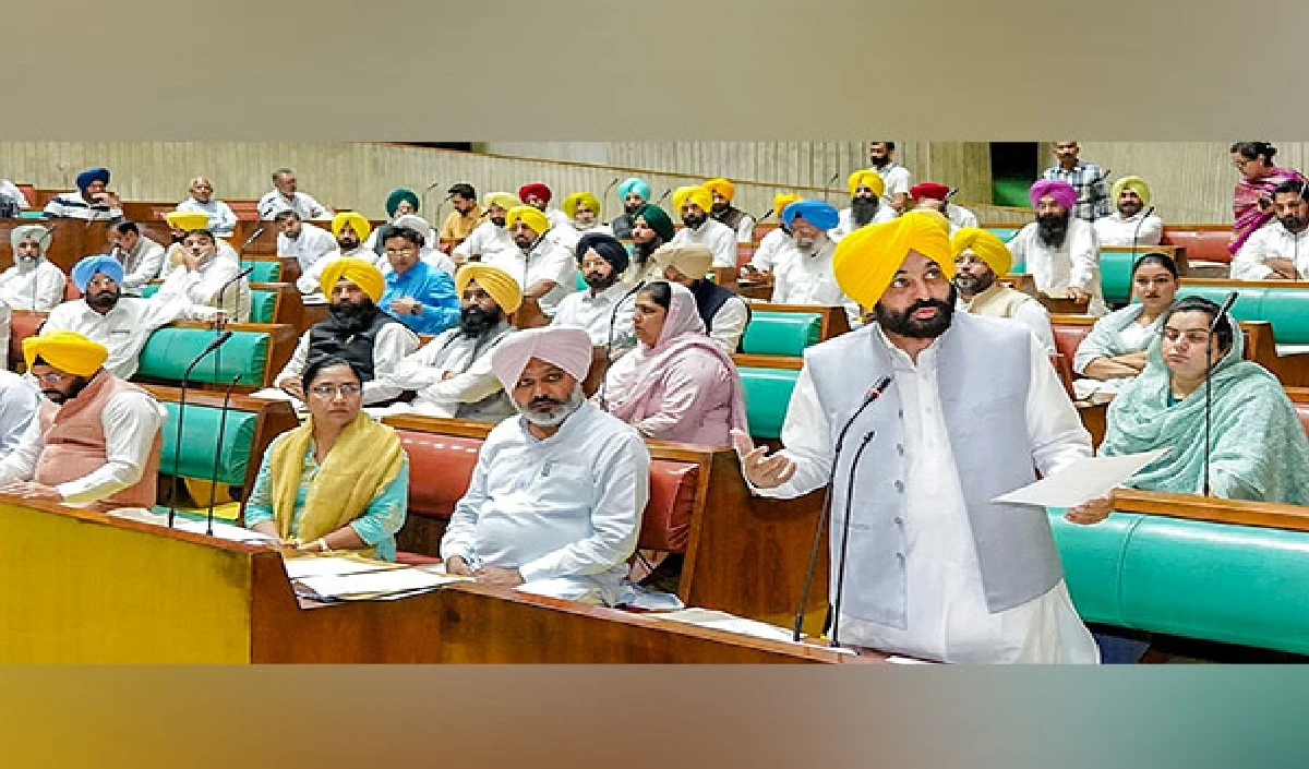 Punjab Assembly का बड़ा फैसला: Private Schools की मनमानी पर लगाम, अब 5% से ज्यादा नहीं बढ़ेगी Fees