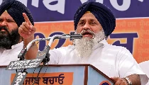 Chai Par Sameeksha: Punjab Politics में शुरू हुआ गजब का खेल, उधर संसद में चल रहा है आंकड़ों का गेम Chai Par Sameeksha: Punjab Politics में शुरू हुआ गजब का खेल, उधर संसद में चल रहा है आंकड़ों का गेम