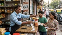 फिर शुरू होगा कैश वाला जमाना! UPI पेमेंट पर आपको नहीं देना होगा चार्ज, लेकिन क्या मर्चेंट ट्रांजैक्शन का असर ग्राहकों पर पड़ सकता है? फिर शुरू होगा कैश वाला जमाना! UPI पेमेंट पर आपको नहीं देना होगा चार्ज, लेकिन क्या मर्चेंट ट्रांजैक्शन का असर ग्राहकों पर पड़ सकता है?