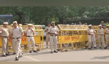 स्वतंत्रता दिवस से पहले Delhi Police अलर्ट: 19 आतंकियों के पोस्टर जारी, Red Fort पर AI Surveillance का कड़ा पहरा