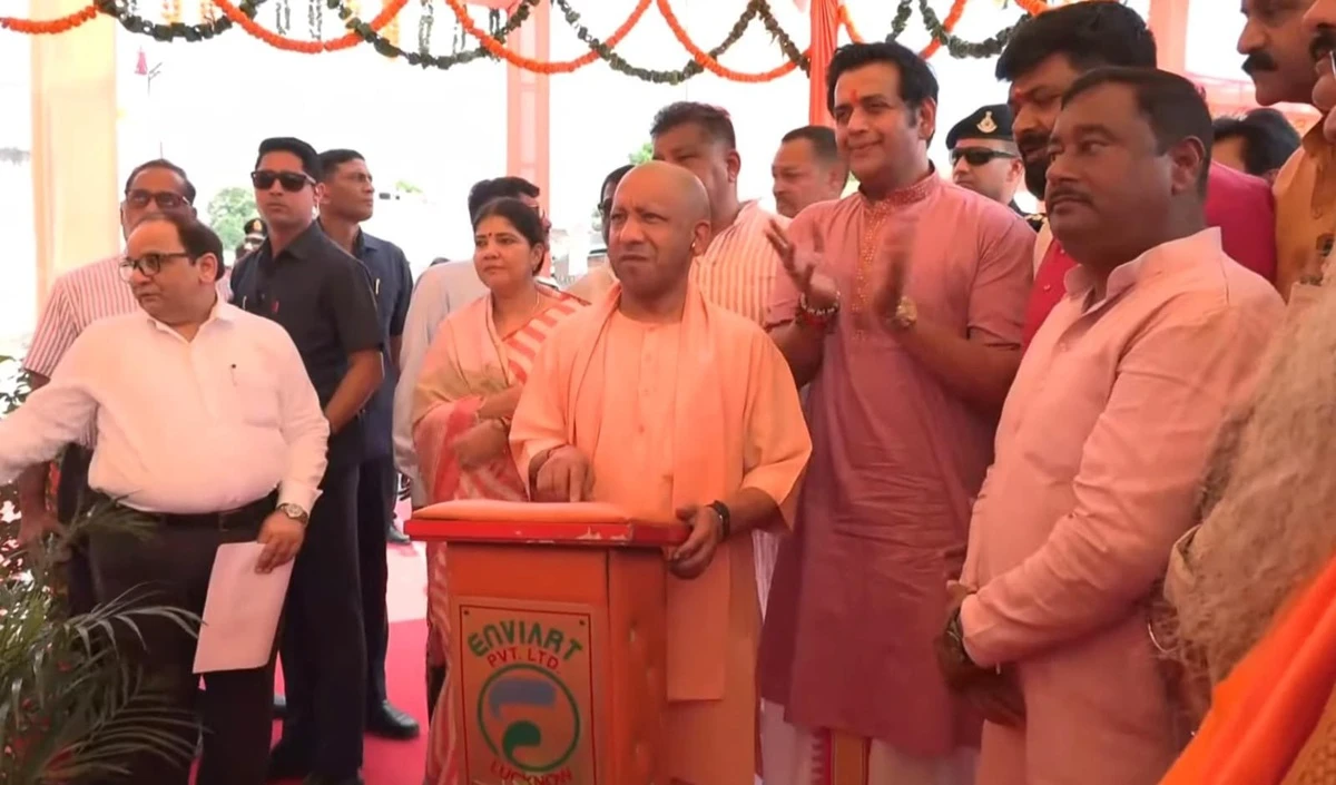सांसद जी आज भाषण नहीं दिए, लगता है दावत...CM योगी ने रविकिशन पर ली चुटकी