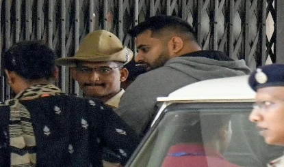 बेंगलुरु की Parappana Agrahara Jail में छापेमारी, Prajwal Revanna की सेल से Mobile Phone बरामद, दर्ज हुई FIR