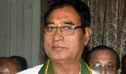 Netaji पर टिप्पणी पड़ी भारी, West Bengal Govt ने BJP MP Ananta Maharaj का 