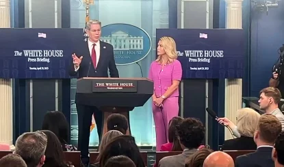 Karoline Leavitt छोड़ेंगी व्हाइट हाउस, Donald Trump की सलाहकार टीम में रहेंगी शामिल
