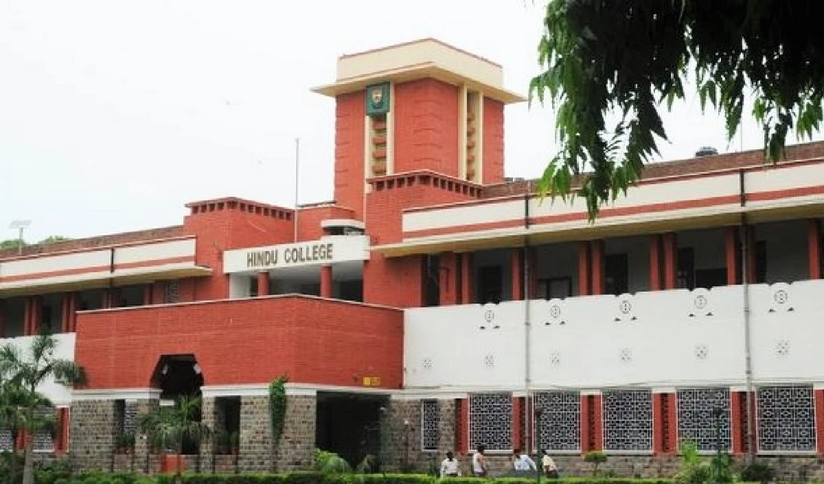 DU Syllabus Change: दिल्ली यूनिवर्सिटी ने PG History से हटाया Delhi Sultanate का पेपर, 22 कोर्स बाहर