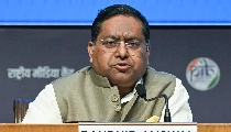 भारत की विदेश नीति पर राहुल गांधी का 'Hug' वाला तंज, Prabhasakshi ने MEA से पूछा सवाल, मिला ये जवाब