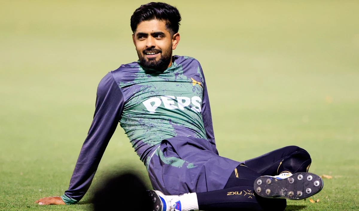 इंग्लैंड टेस्ट सीरीज़ से पहले Babar Azam को चोट का डर, वॉर्म-अप से बाहर इंग्लैंड टेस्ट सीरीज़ से पहले Babar Azam को चोट का डर, वॉर्म-अप से बाहर