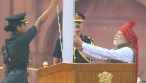 Fragile Five से दुनिया की बड़ी Economy बनने तक, PM Modi ने बताया 12 सालों में कैसे हुआ भारत का Transform Fragile Five से दुनिया की बड़ी Economy बनने तक, PM Modi ने बताया 12 सालों में कैसे हुआ भारत का Transform
