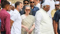 Sonia Gandhi पर FIR नहीं हुई तो कोर्ट जाएंगे BJP नेता, वंदे मातरम विवाद में दी लिखित शिकायत