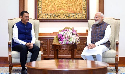 महाराष्ट्र के विकास पर PM Modi से मिले Fadnavis, केंद्र से माँगा और सहयोग