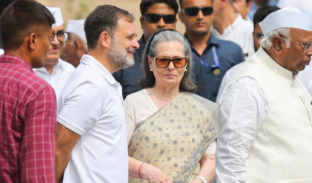 Sonia and Rahul Sonia and Rahul