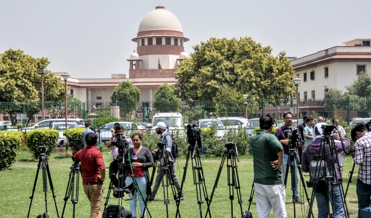 SC से Rahul Gandhi को बड़ी राहत, आय से अधिक संपत्ति मामले में HC की सुनवाई रोकी