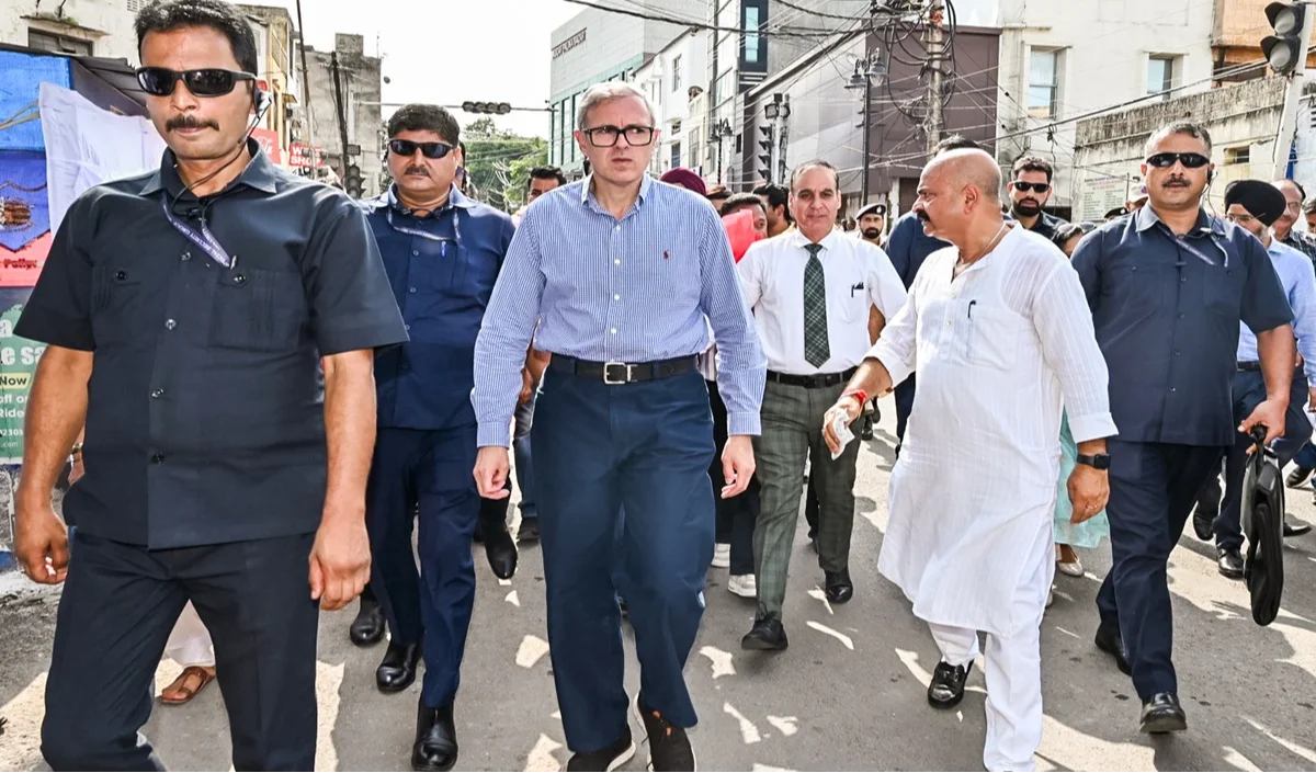 US Ambassador Sergio Gor के Kashmir दौरे को लेकर बढ़ी हलचल, CM Omar Abdullah बोले उनसे सारी बात करूँगा लेकिन...