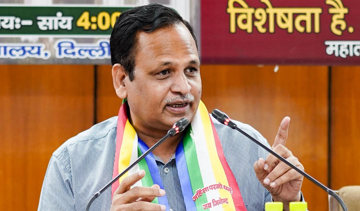 Satyendra Jain कोर्ट में पेश, Kejriwal का बड़ा वार: Amit Shah के दबाव में हुई Arrest