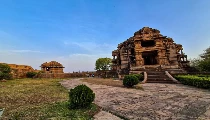 Unique Temple: भगवान विष्णु के सहस्त्रबाहु मंदिर का सास-बहू नाम पड़ने के पीछे क्या है Fact? जानें पूरा सच