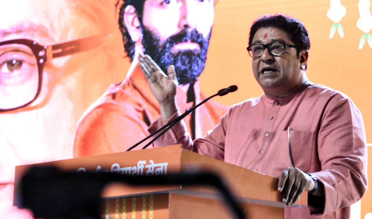 Raj Thackeray ने PM Modi की तारीफ करने वाले कलाकारों के Dubai शिफ्ट होने पर उठाए सवाल