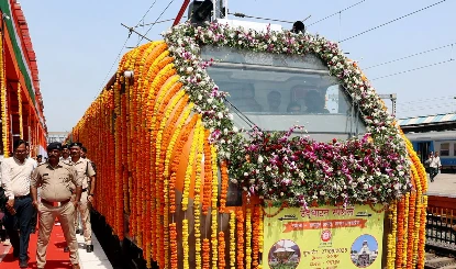 Amrit Bharat Express Trains Announcement | प्रयागराज से मुंबई और उधना के लिए 3 नई