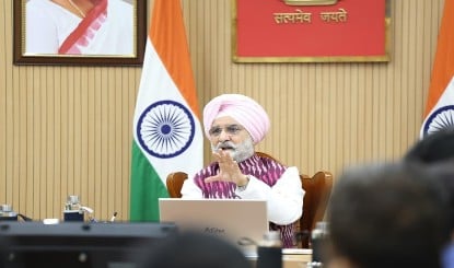 Delhi Women Safety: पिंक बसों में तैनात होंगे सुरक्षाकर्मी, LG ने 