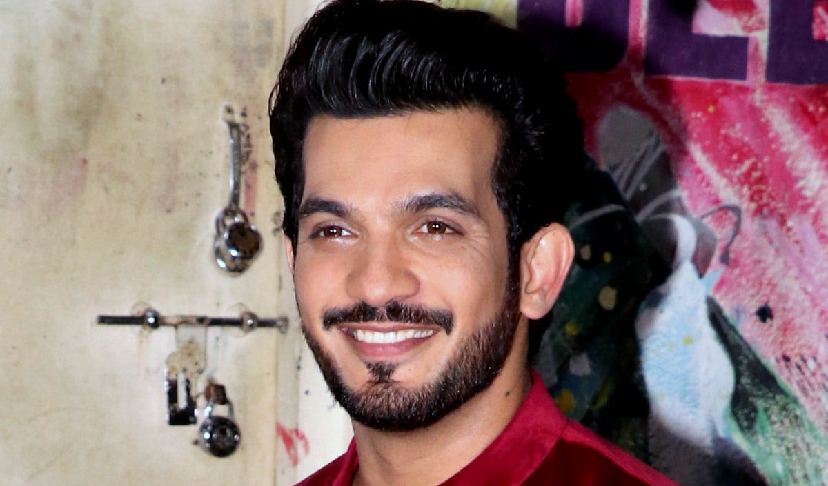 कार एक्सीडेंट के बाद सुरक्षित बचे एक्टर Arjun Bijlani, टीम ने बयान जारी कर दी हेल्थ अपडेट कार एक्सीडेंट के बाद सुरक्षित बचे एक्टर Arjun Bijlani, टीम ने बयान जारी कर दी हेल्थ अपडेट