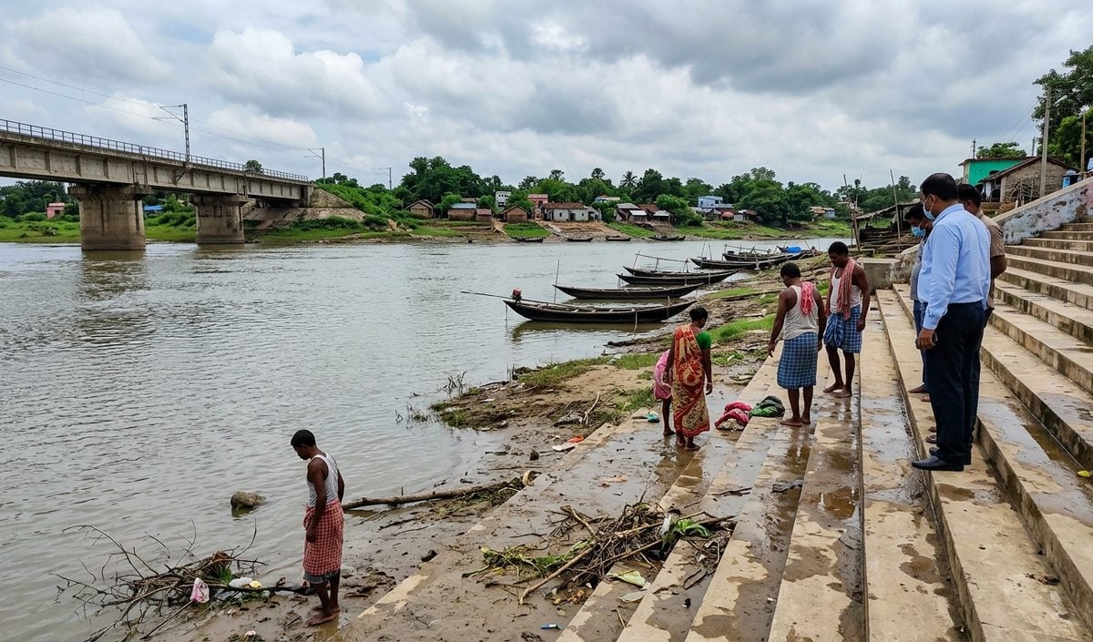 Odisha Floods: सुवर्णरेखा समेत प्रमुख नदियों का जलस्तर घटा, छह जिलों में सुधरे हालात Odisha Floods: सुवर्णरेखा समेत प्रमुख नदियों का जलस्तर घटा, छह जिलों में सुधरे हालात