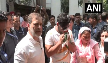 Delhi Police दफ्तर पर Rahul Gandhi का धरना, बोले - साहिल को न्याय मिले, FIR होगी तभी हटेंगे