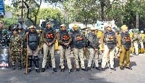 दिल्ली में पुलिस का बड़ा 'क्लीनअप ड्राइव'! वीज़ा खत्म होने के बाद अवैध रूप से रह रहे 18 विदेशी नागरिक गिरफ्तार! दिल्ली में पुलिस का बड़ा 'क्लीनअप ड्राइव'! वीज़ा खत्म होने के बाद अवैध रूप से रह रहे 18 विदेशी नागरिक गिरफ्तार!
